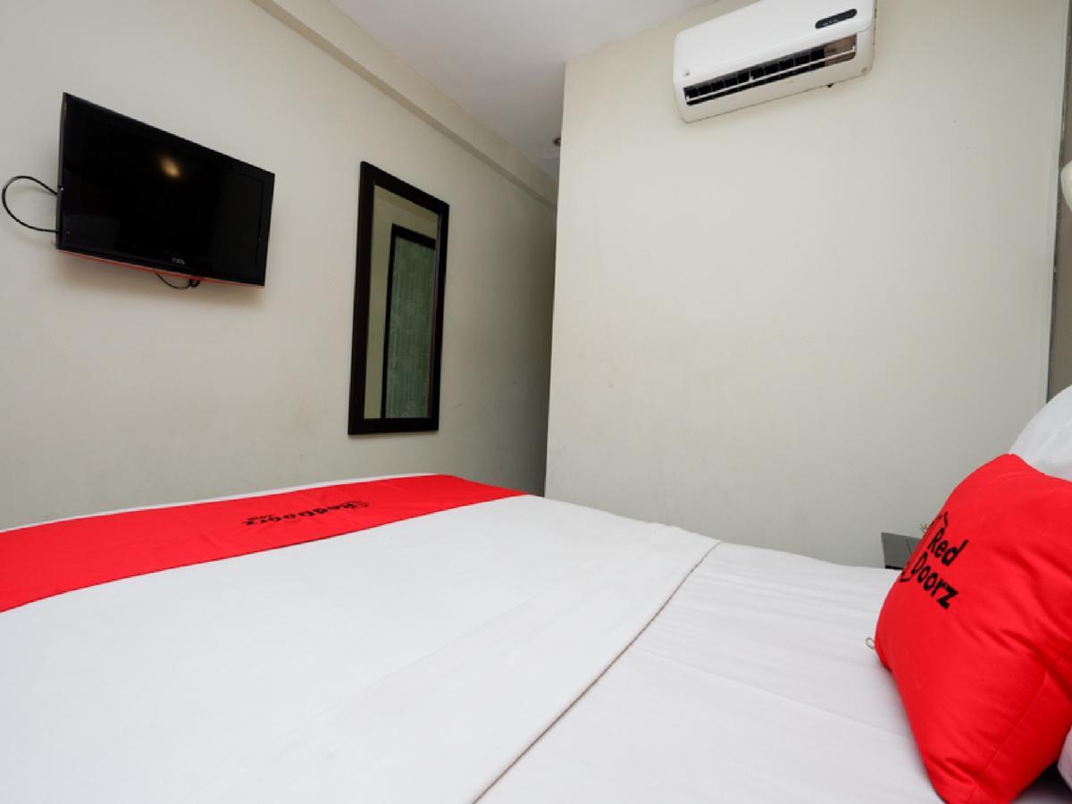 Reddoorz Plus @ Singosari Raya Semarang Esterno foto